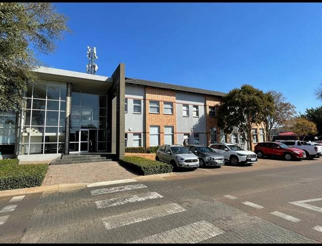 BUSINESS PROPERTY TO RENT IN MIDSTREAM ESTATE